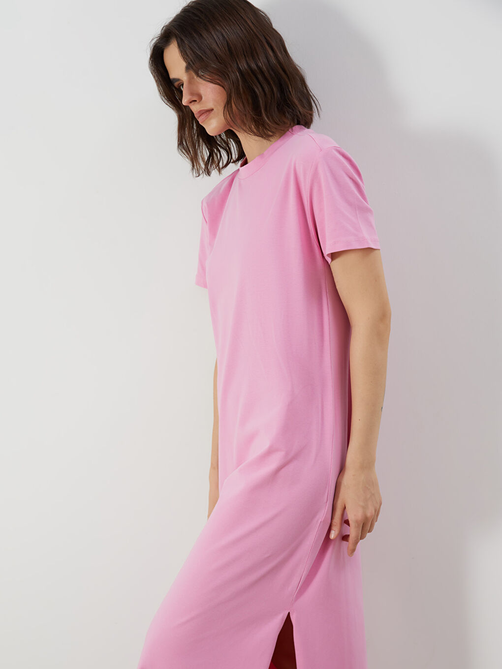 Pembe Bisiklet Yaka Yırtmaçlı Elbise-1