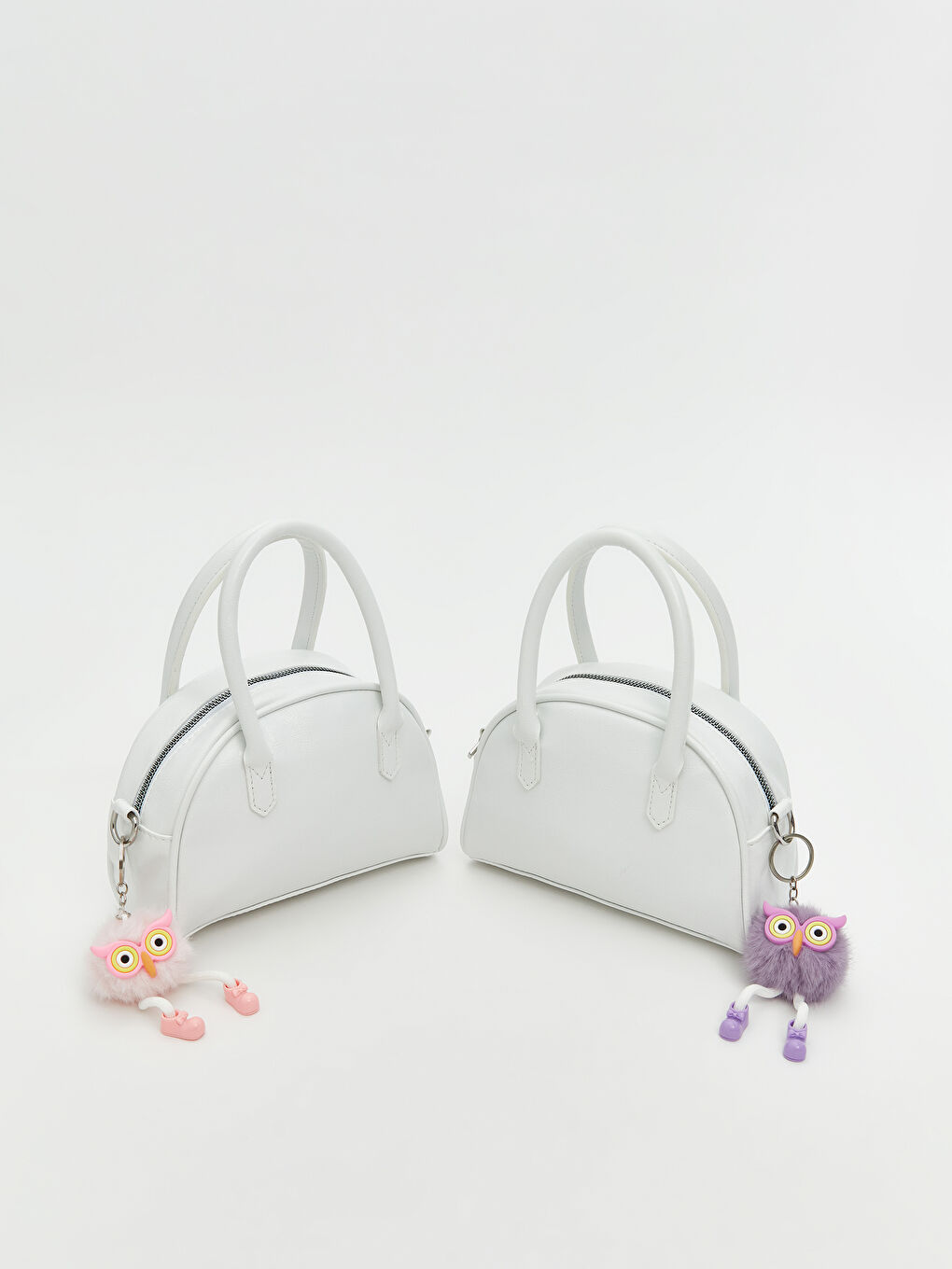 Beyaz Deri Görünümlü Kadın Omuz Çantası