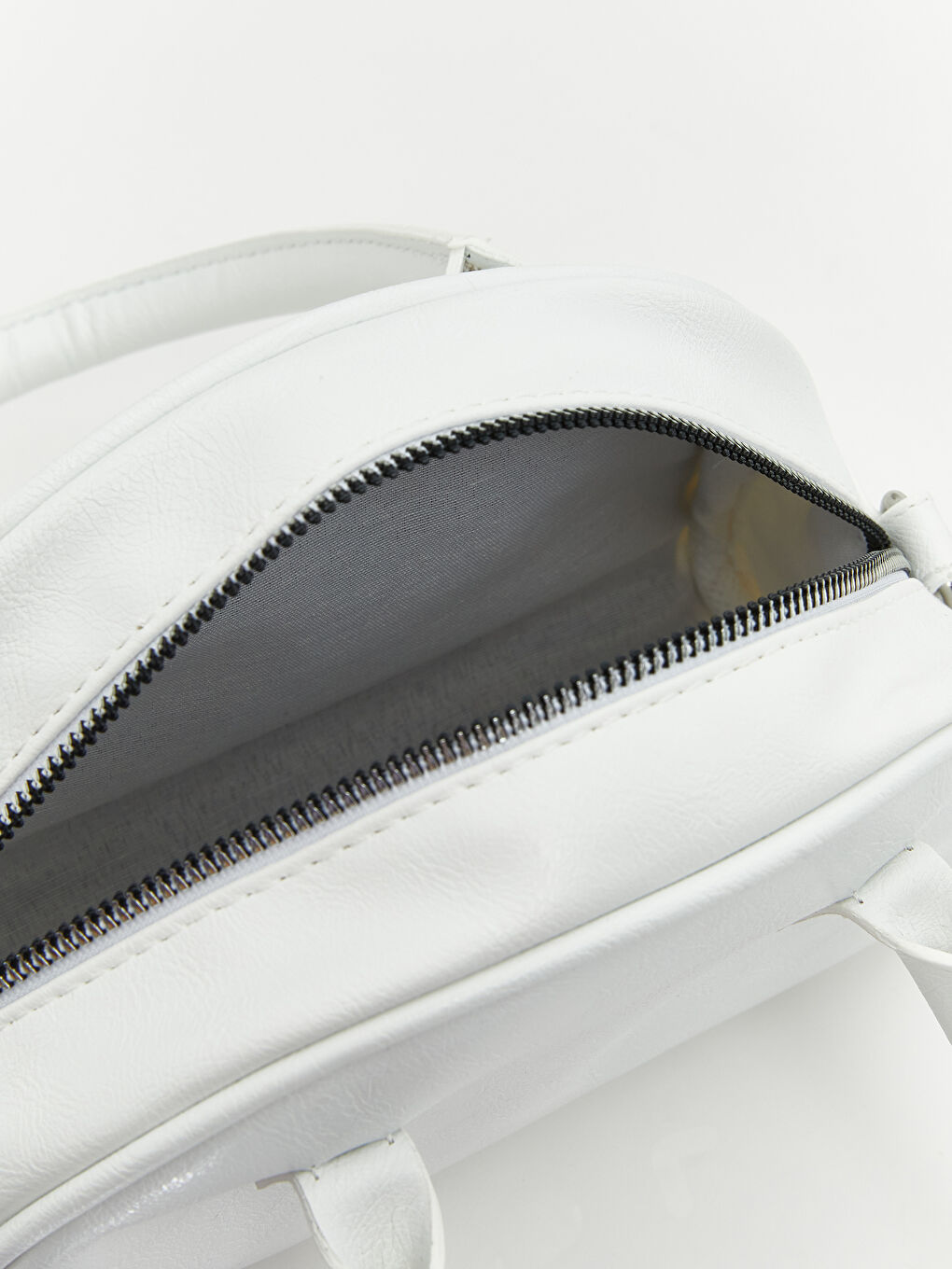 Beyaz Deri Görünümlü Kadın Omuz Çantası-2