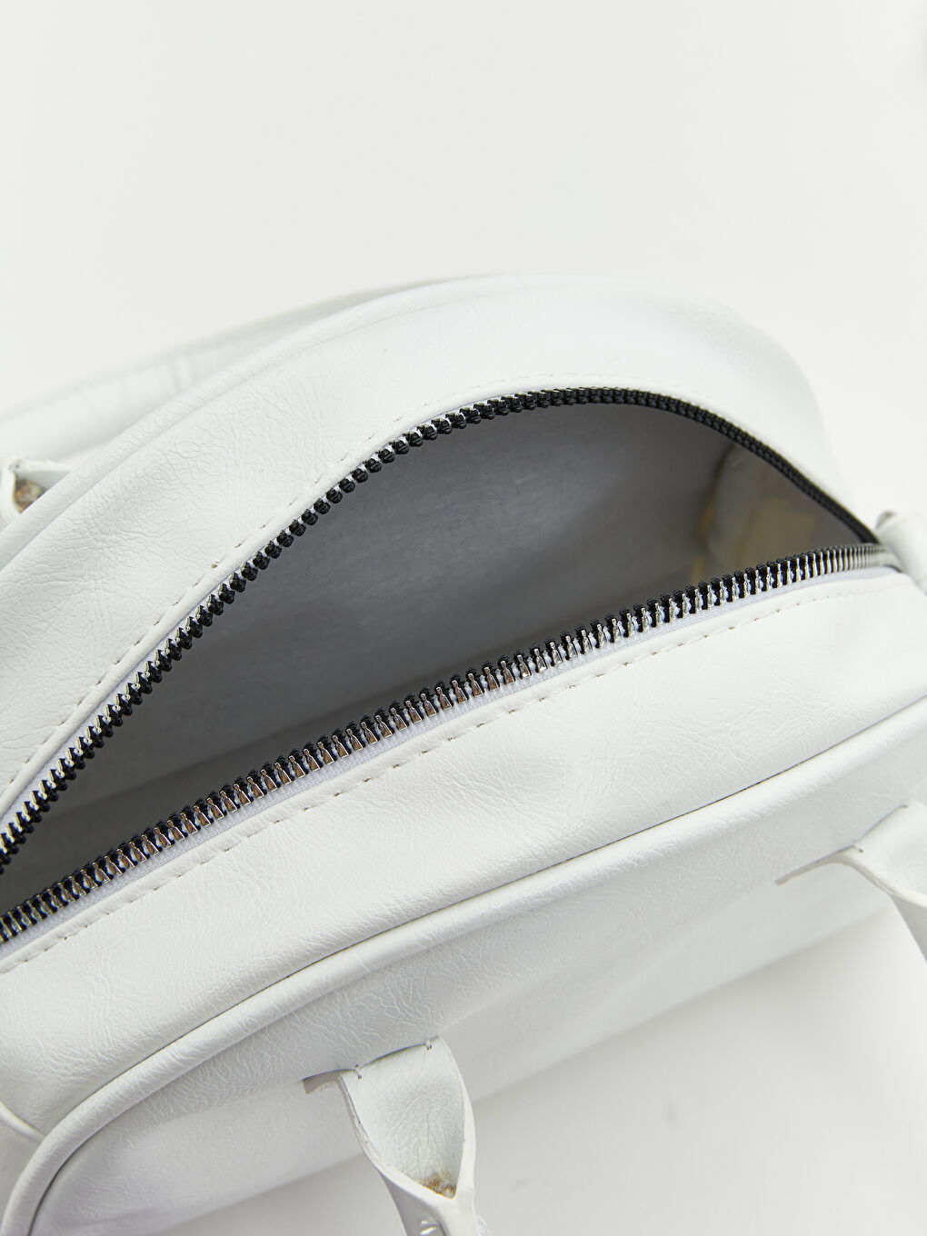 Beyaz Deri Görünümlü Kadın Omuz Çantası-5