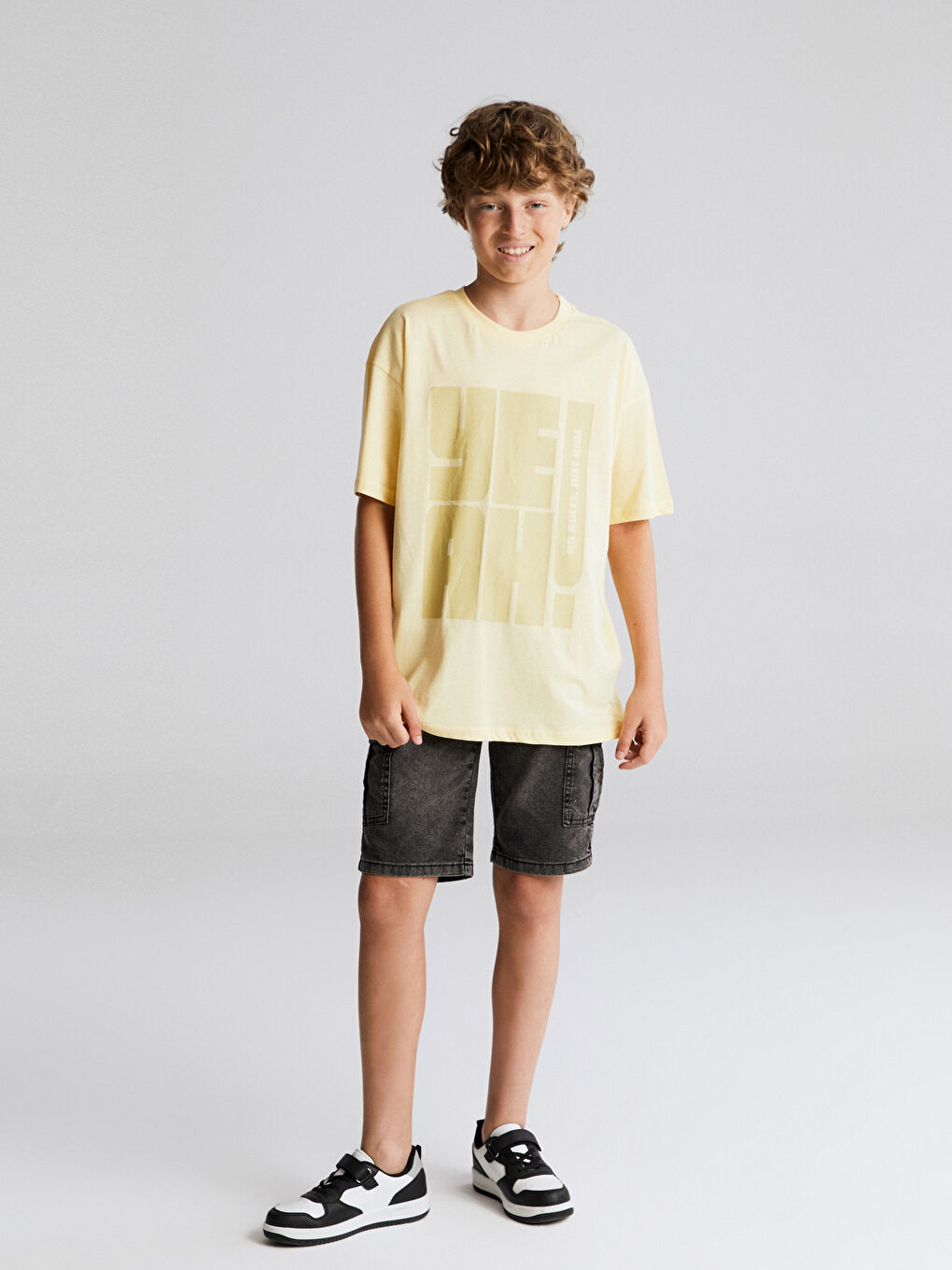 LCW Kids Crew Neck Boys' T-Shirt -S5QJ76Z4-FRE