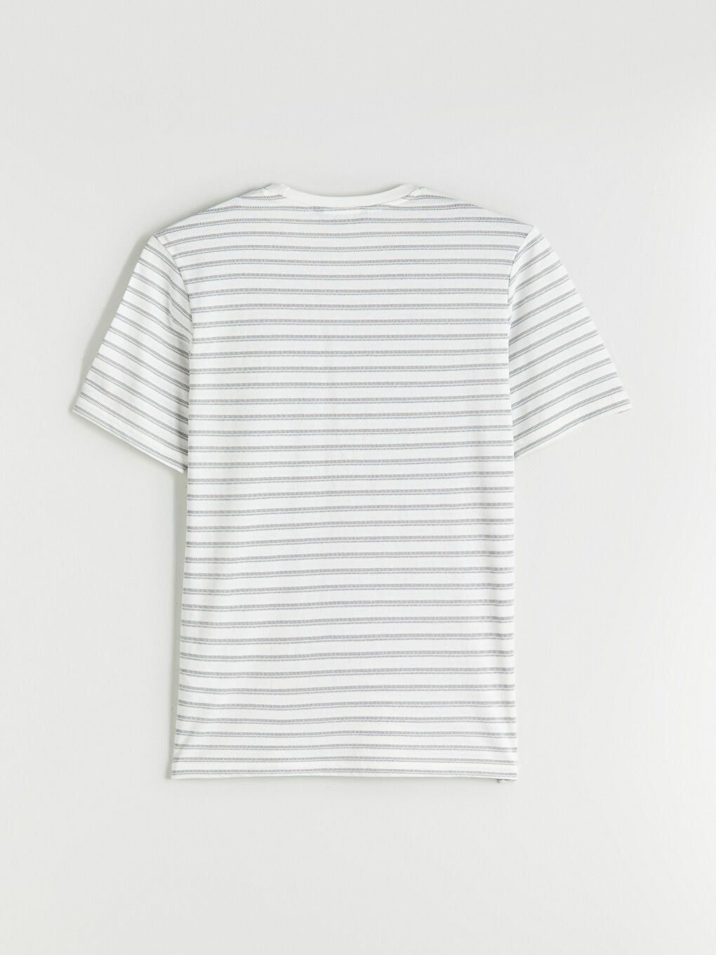 Gri Bisiklet Yaka Çizgili Erkek Tişört-5