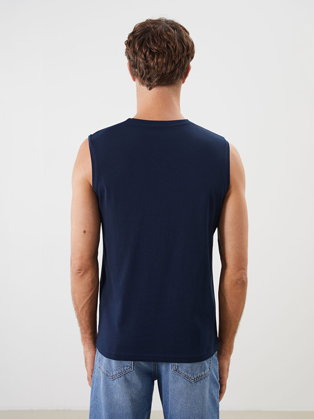 LCWAIKIKI Classic Crew Neck Printed Men's Sleeveless T-Shirt -S5QL03Z8-DWP