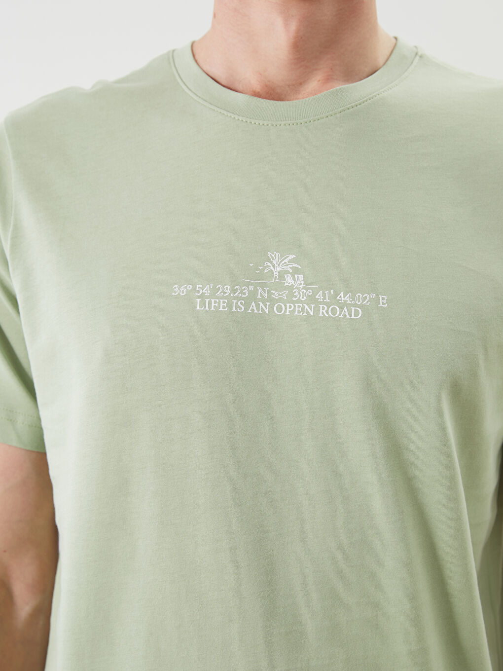 Yeşil Bisiklet Yaka Baskılı Penye Erkek Tişört-2