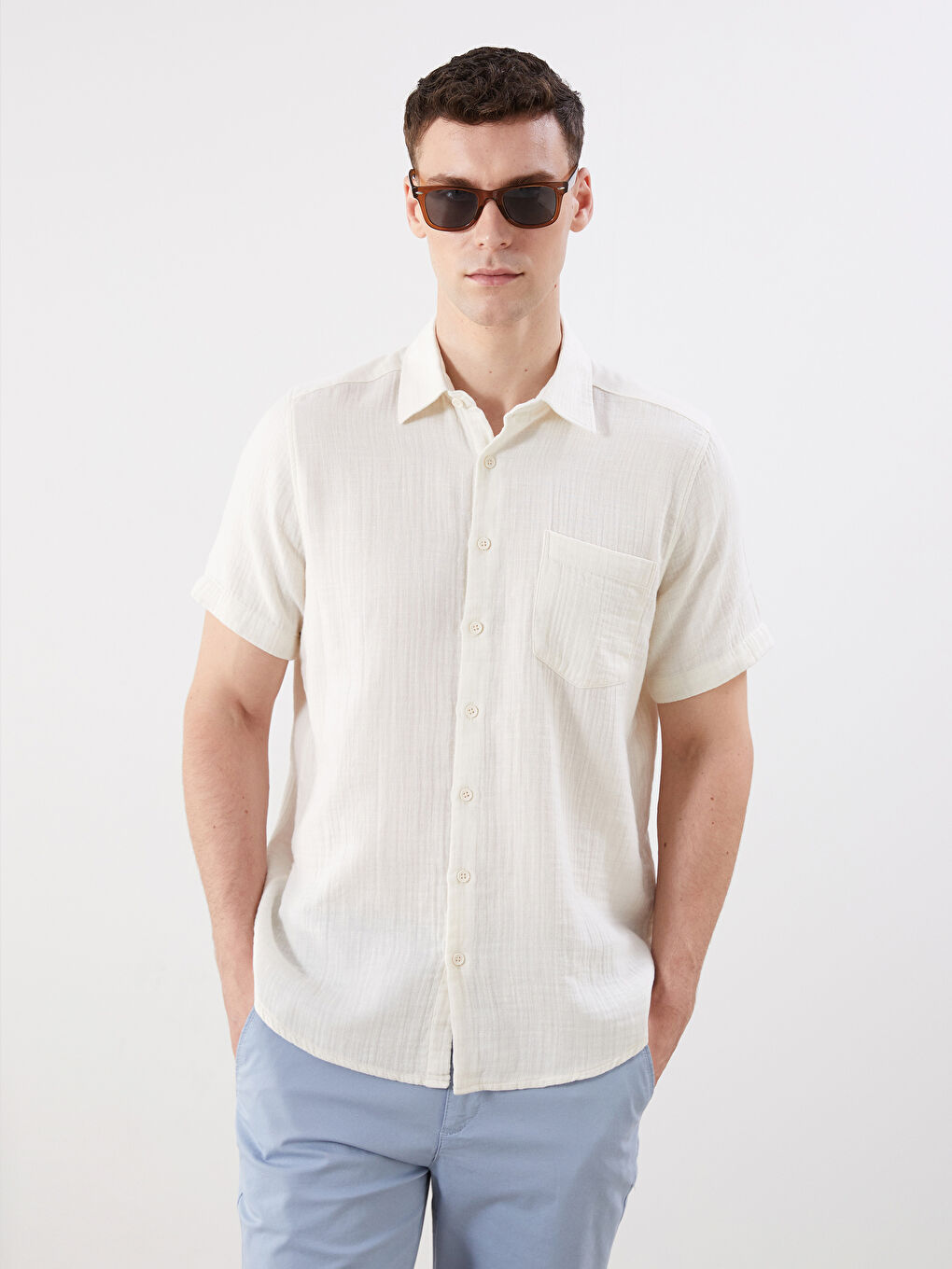 LCWAIKIKI Classic Regular Fit Short Sleeve Men's Shirt -S5QL13Z8-FEF