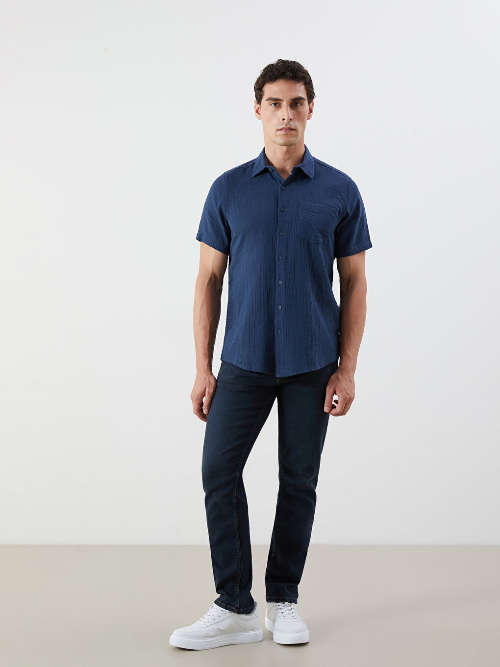 LCWAIKIKI Classic Regular Fit Short Sleeve Men's Shirt -S5QL13Z8-JT1