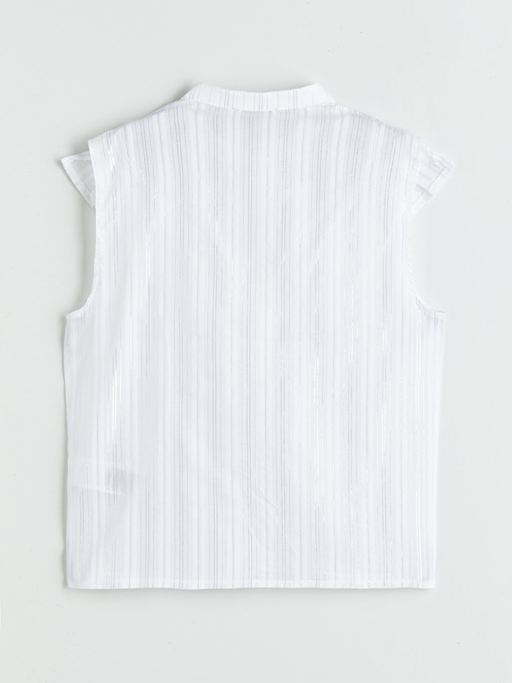 Beyaz Hakim Yaka Çizgili Kadın Gömlek-5