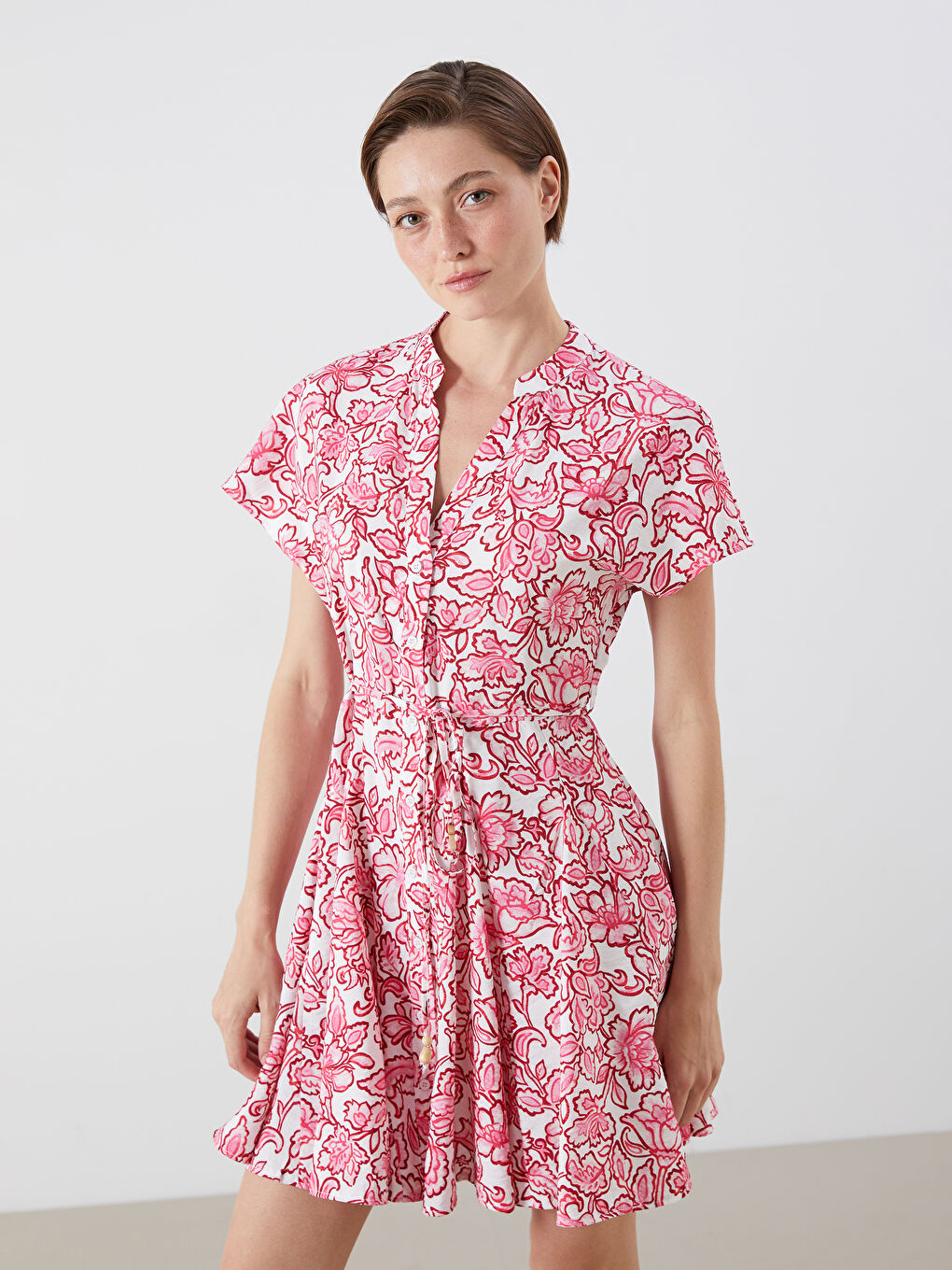 Pembe Kaçık Yaka Çiçekli Pileli Elbise