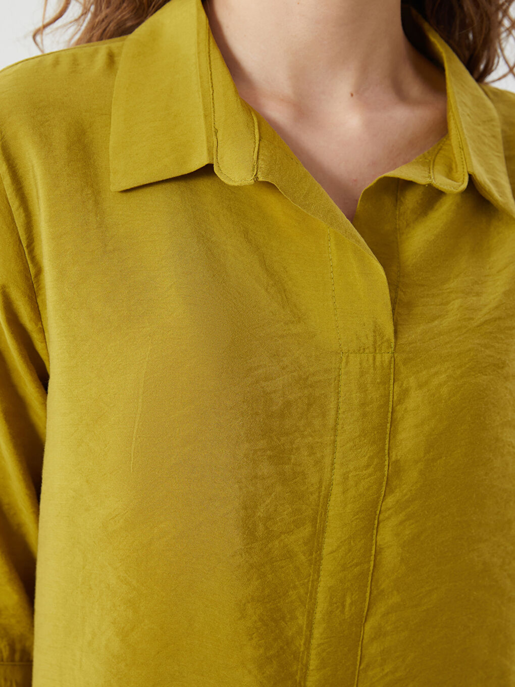 Yeşil Gömlek Yaka Modal Karışımlı Bluz-2