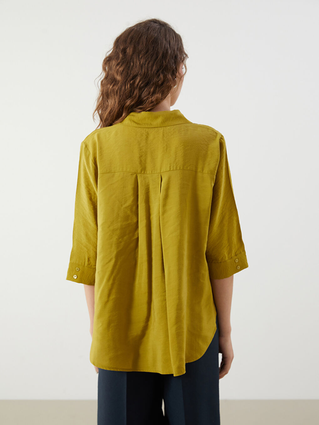 Yeşil Gömlek Yaka Modal Karışımlı Bluz-3