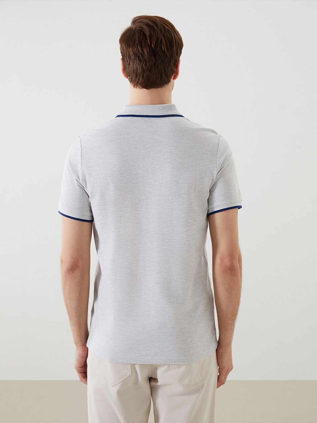 Футболка Мужская Пике Однотонная с Воротником Поло-7