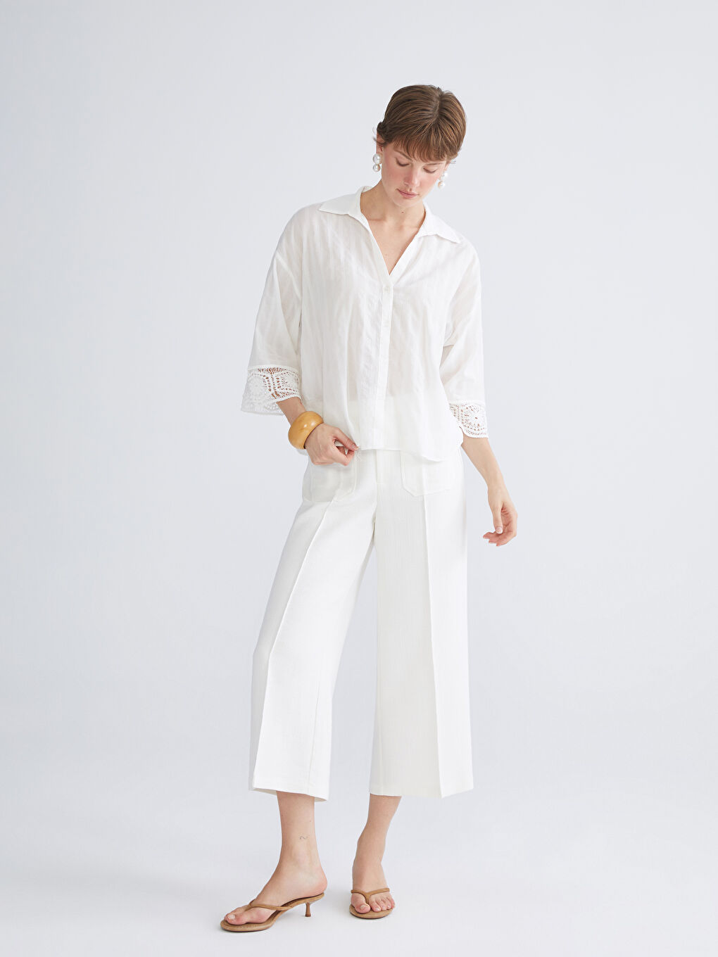 قميص نساء واسع بتفاصيل كروشيه-5