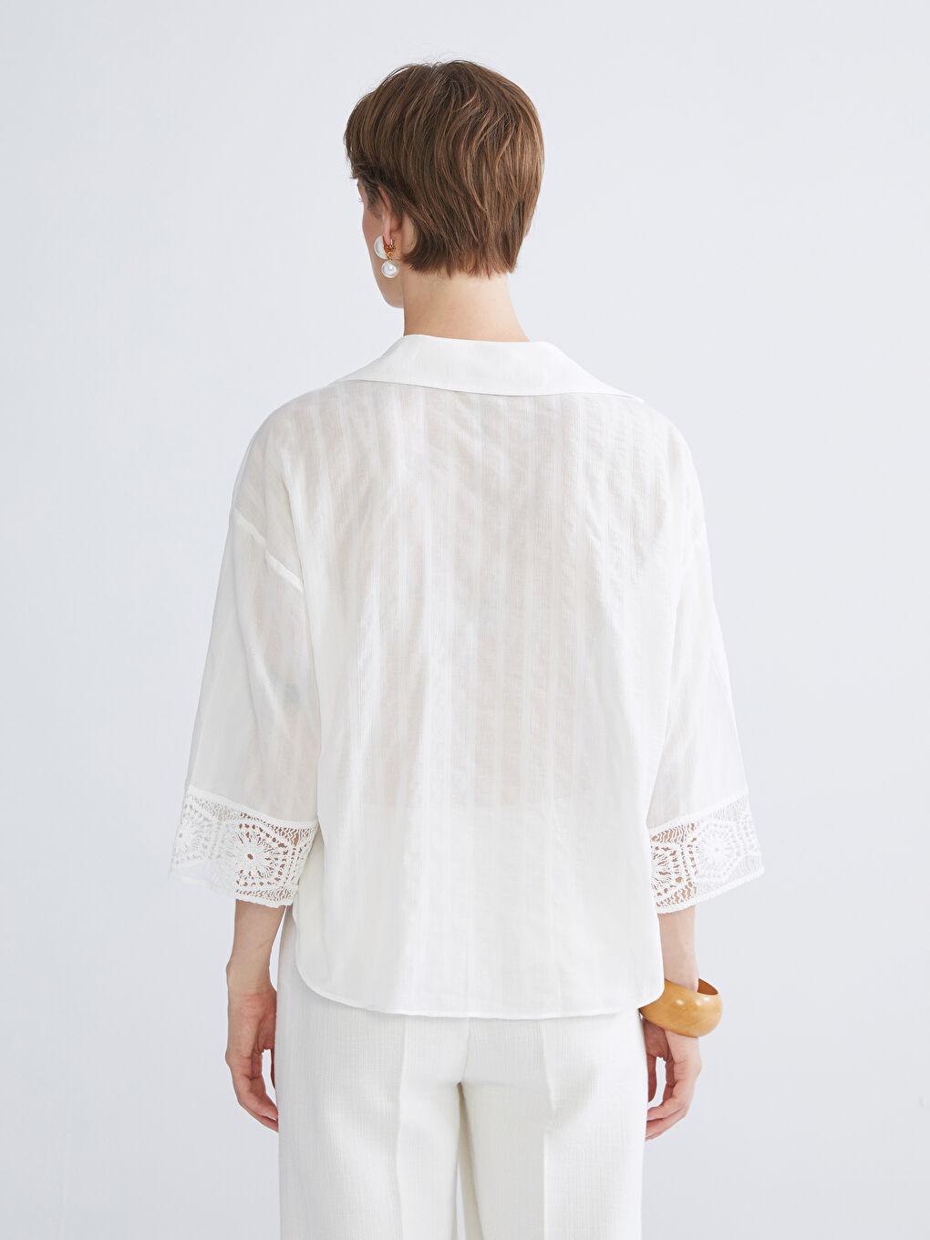 قميص نساء واسع بتفاصيل كروشيه-8