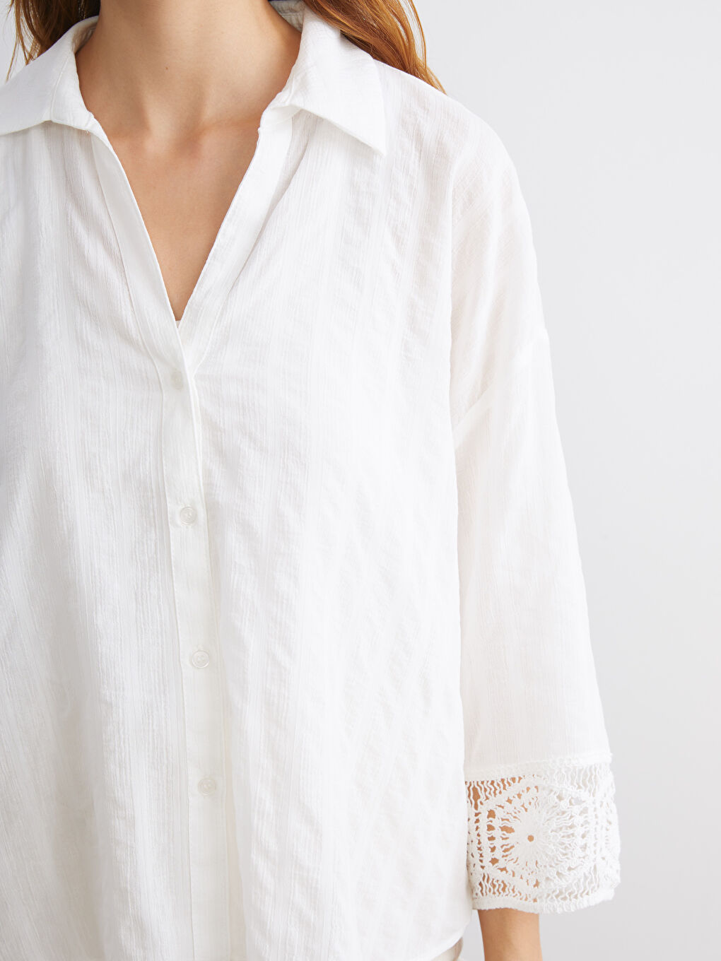 قميص نساء واسع بتفاصيل كروشيه-4