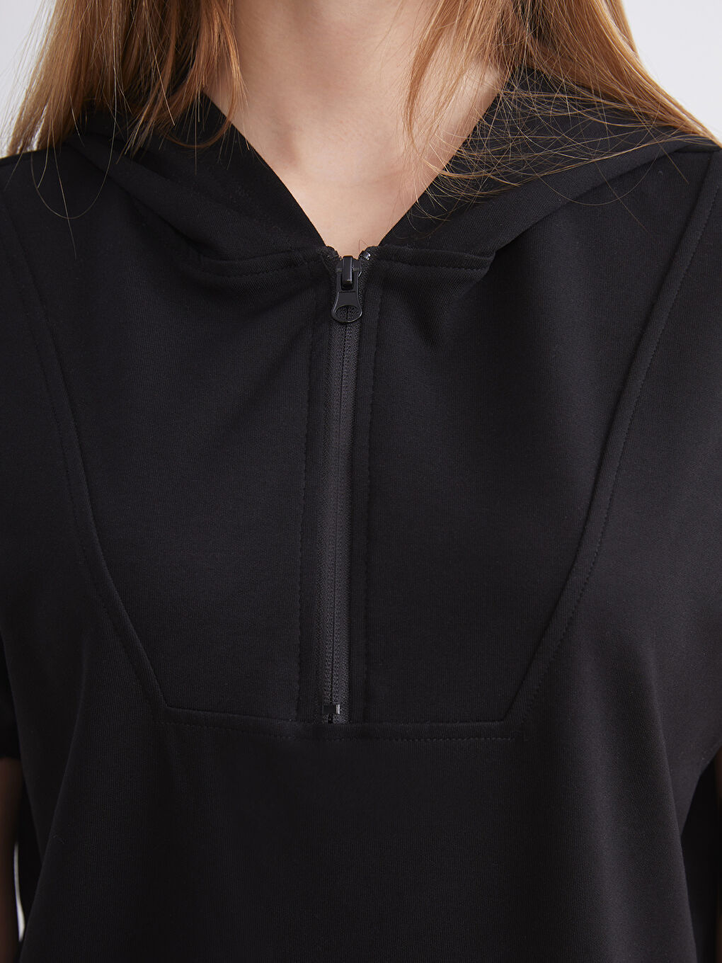 Siyah Fermuarlı Yaka Kadın Hoodie-2