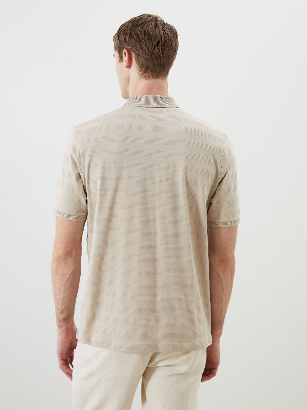 تي شيرت رجالي بياقة بولو مخطط-3