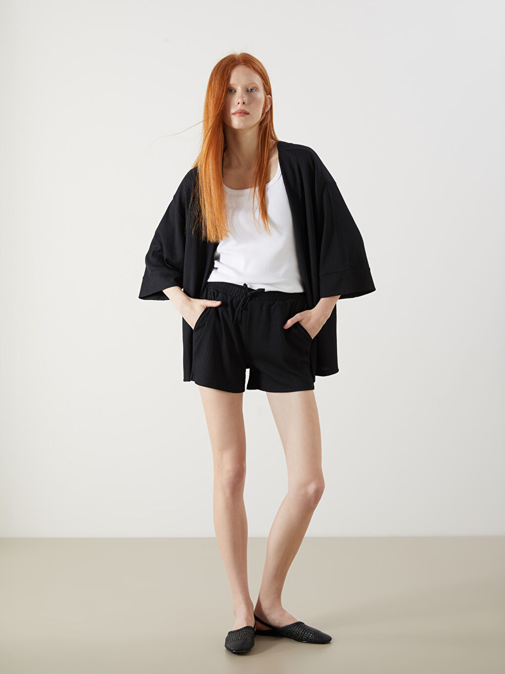 Elasticated Waist Textured Women's Shorts -S5QO24Z8-CVL