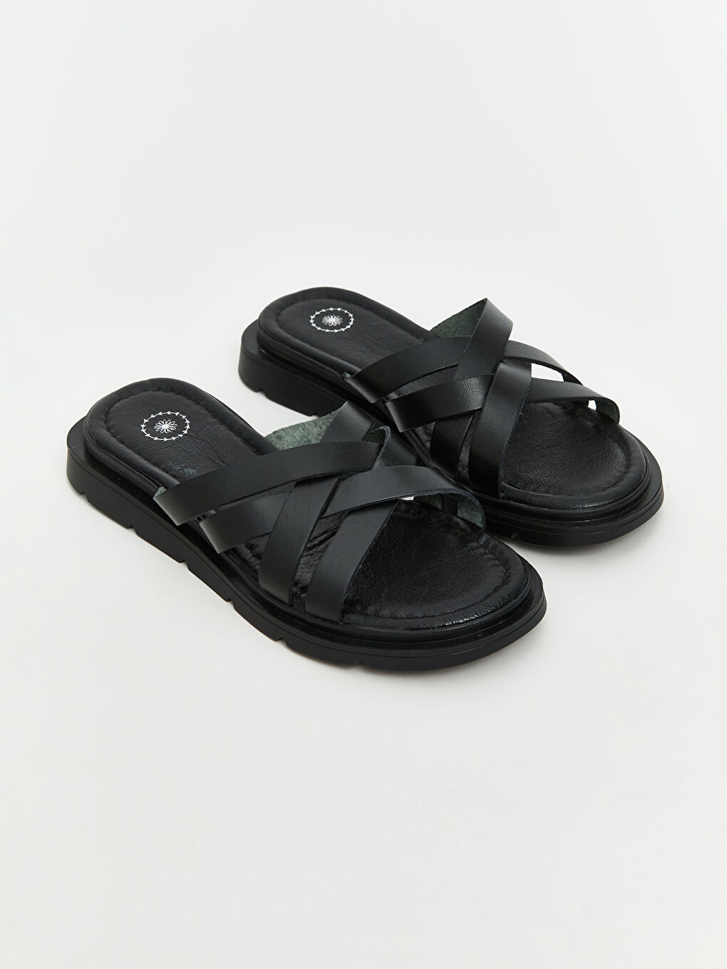 Siyah Çapraz Bantlı Kadın Terlik