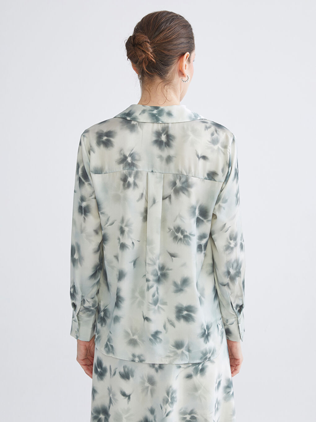 قميص ستان أوفراسايز للسيدات بنقشة تاي داي-5