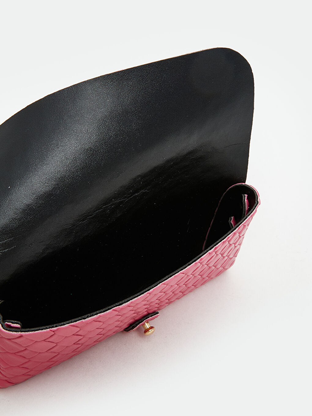 Fuşya Deri Görünümlü Kroko Desenli Kadın Cüzdan-2