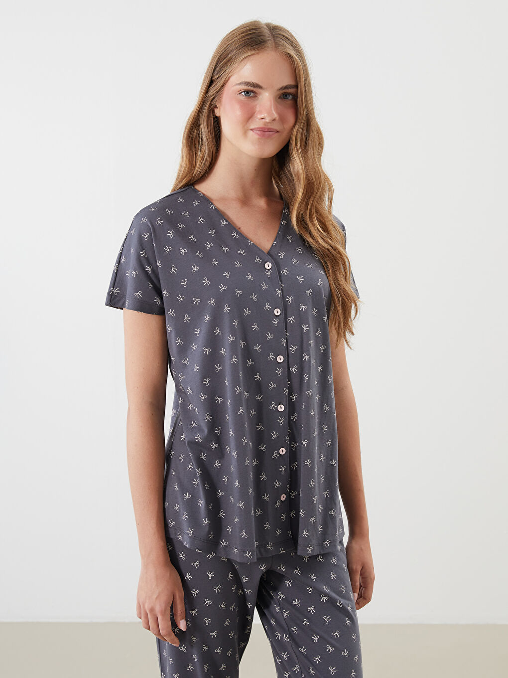 LCW DREAM V-Neck Polka Dot Maternity Pyjama Set -S5QQ82Z8-LRX