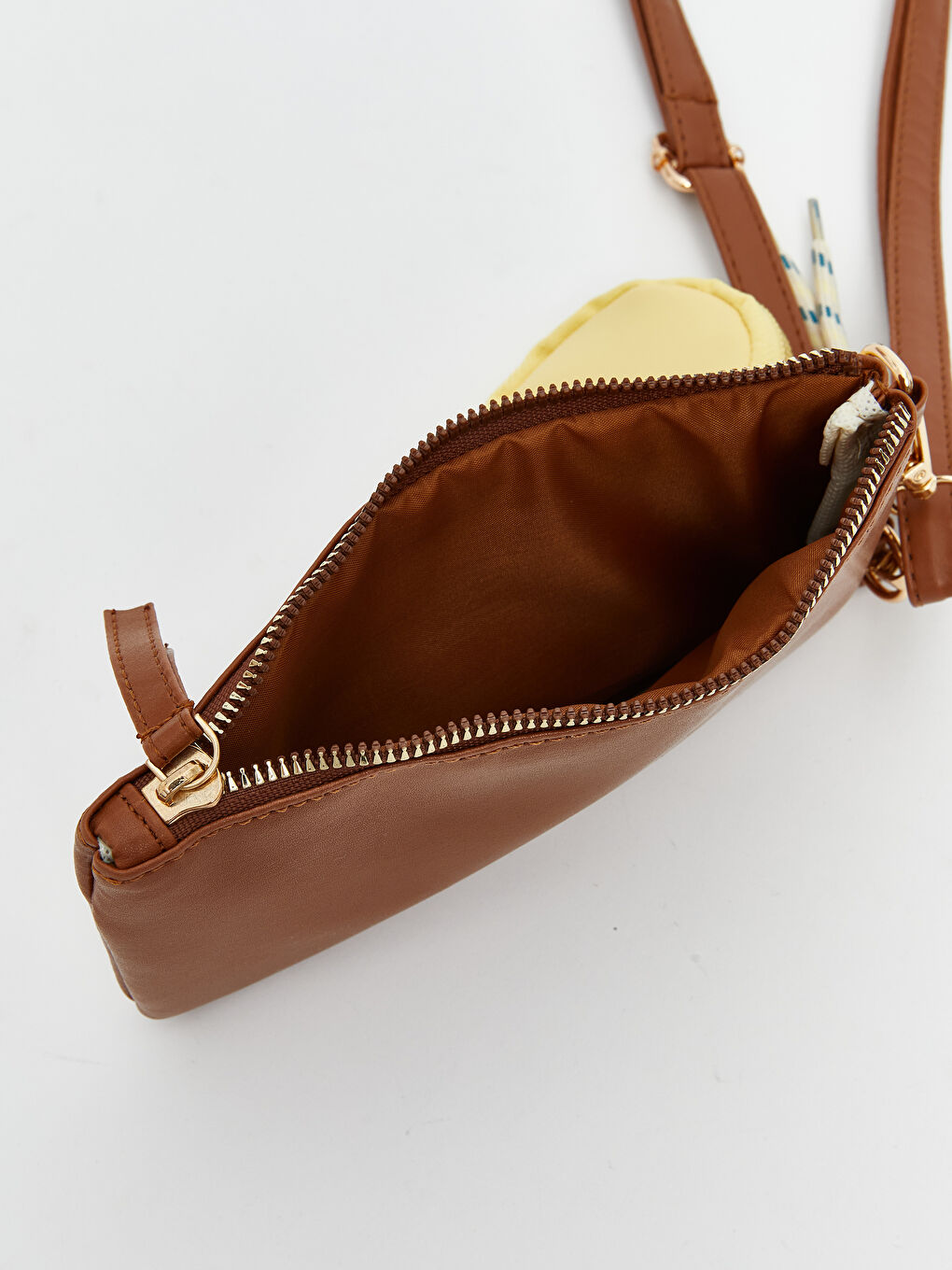 Kahverengi Süet Görünümlü Kadın Telefon Çantası-1