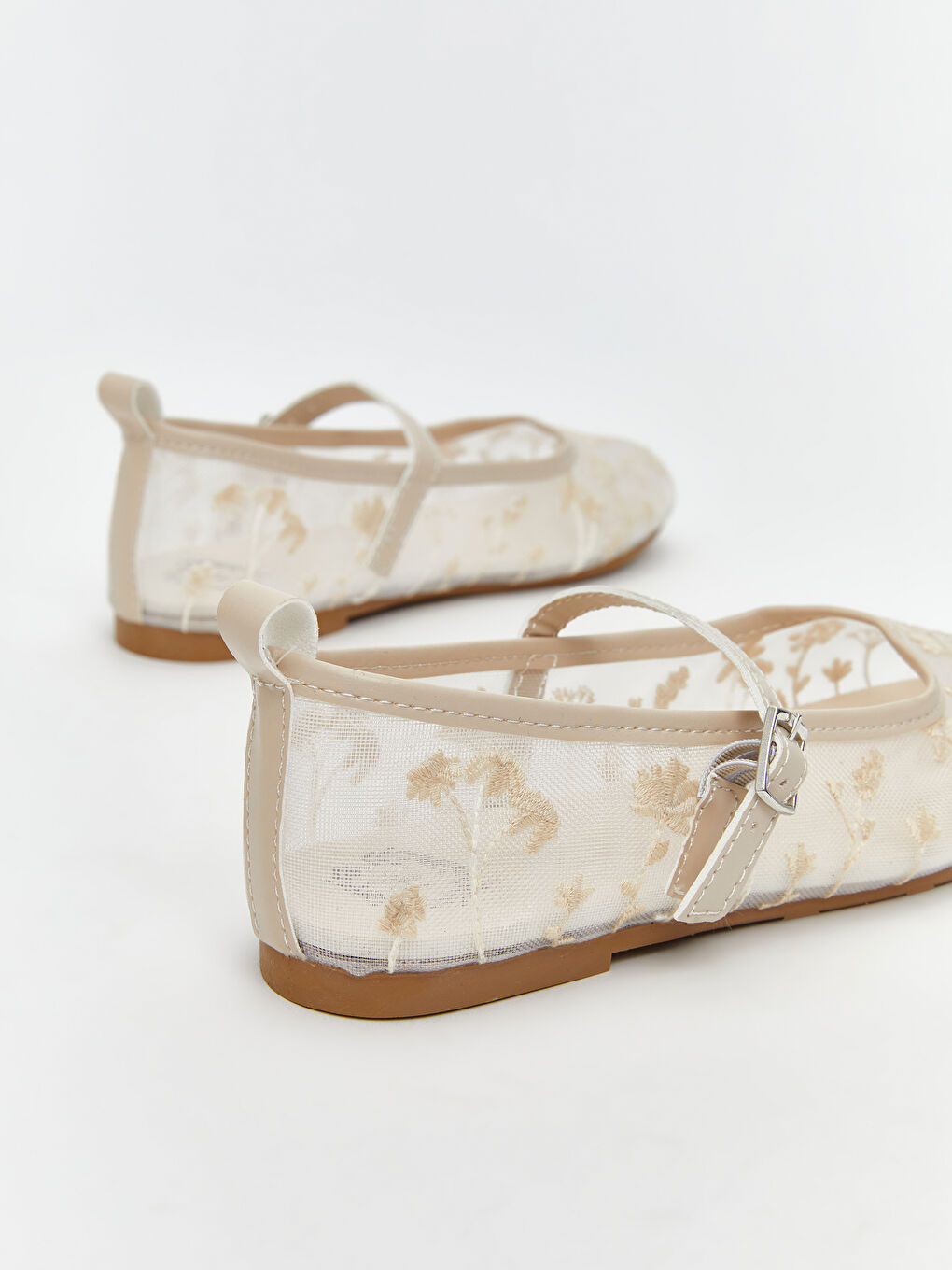 Ekru Çiçek Nakışlı Kız Bebek Babet-4