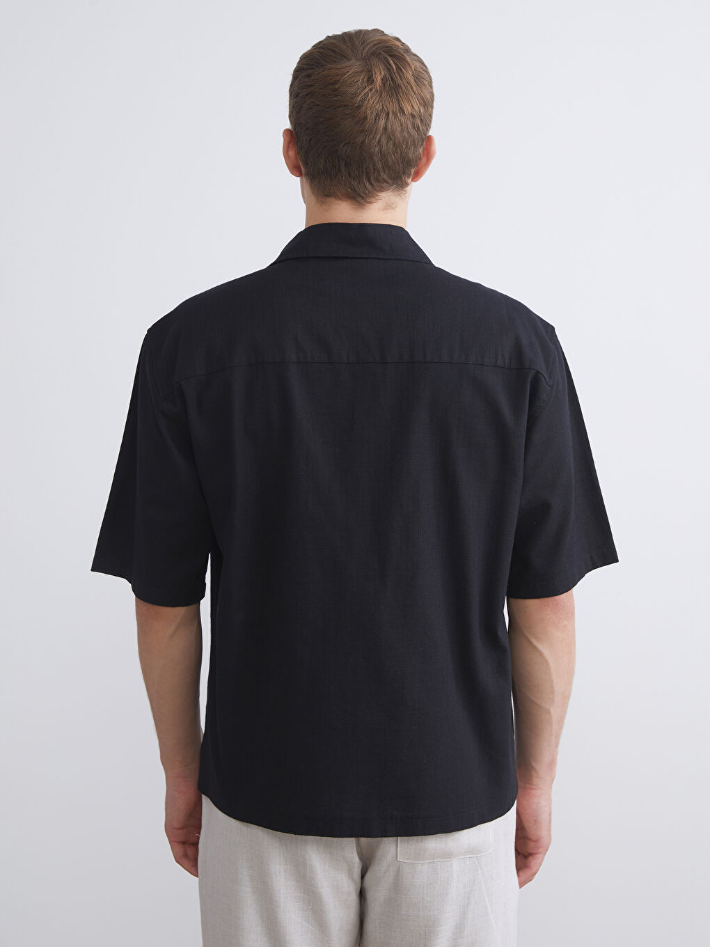 Siyah Regular Fit Resort Yaka Kısa Kollu Poplin Erkek Gömlek-6
