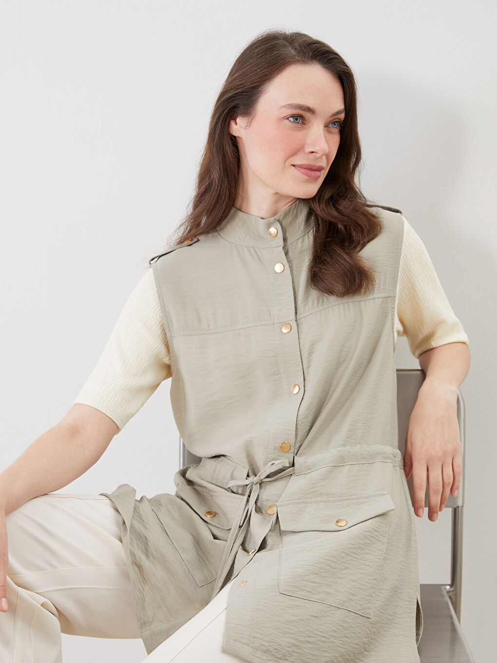 Yeşil Hakim Yaka Büzgülü Kadın Yelek