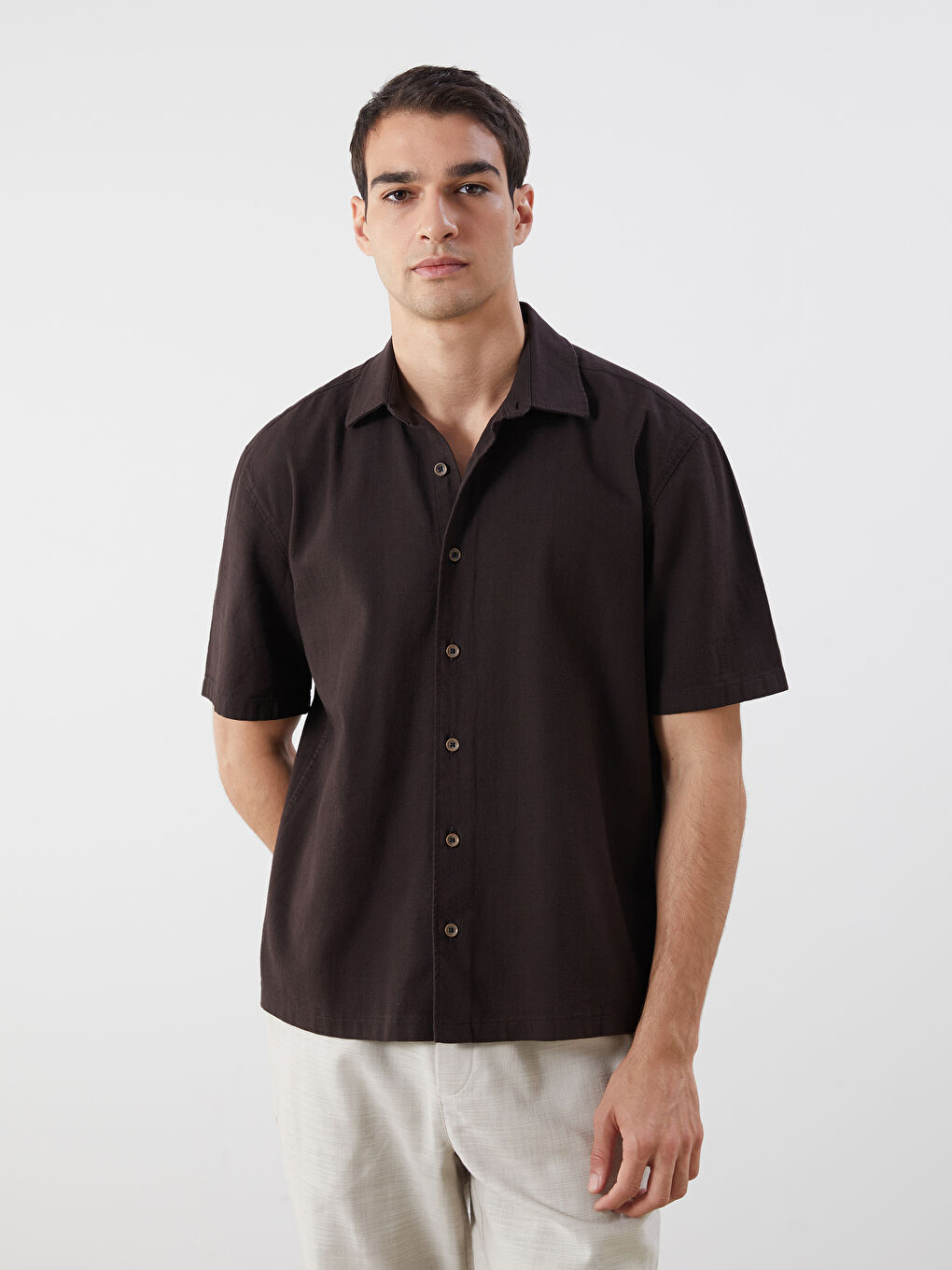 Comfortable Fit Short Sleeved Poplin Men's Shirt -S5QS37Z8-HCV