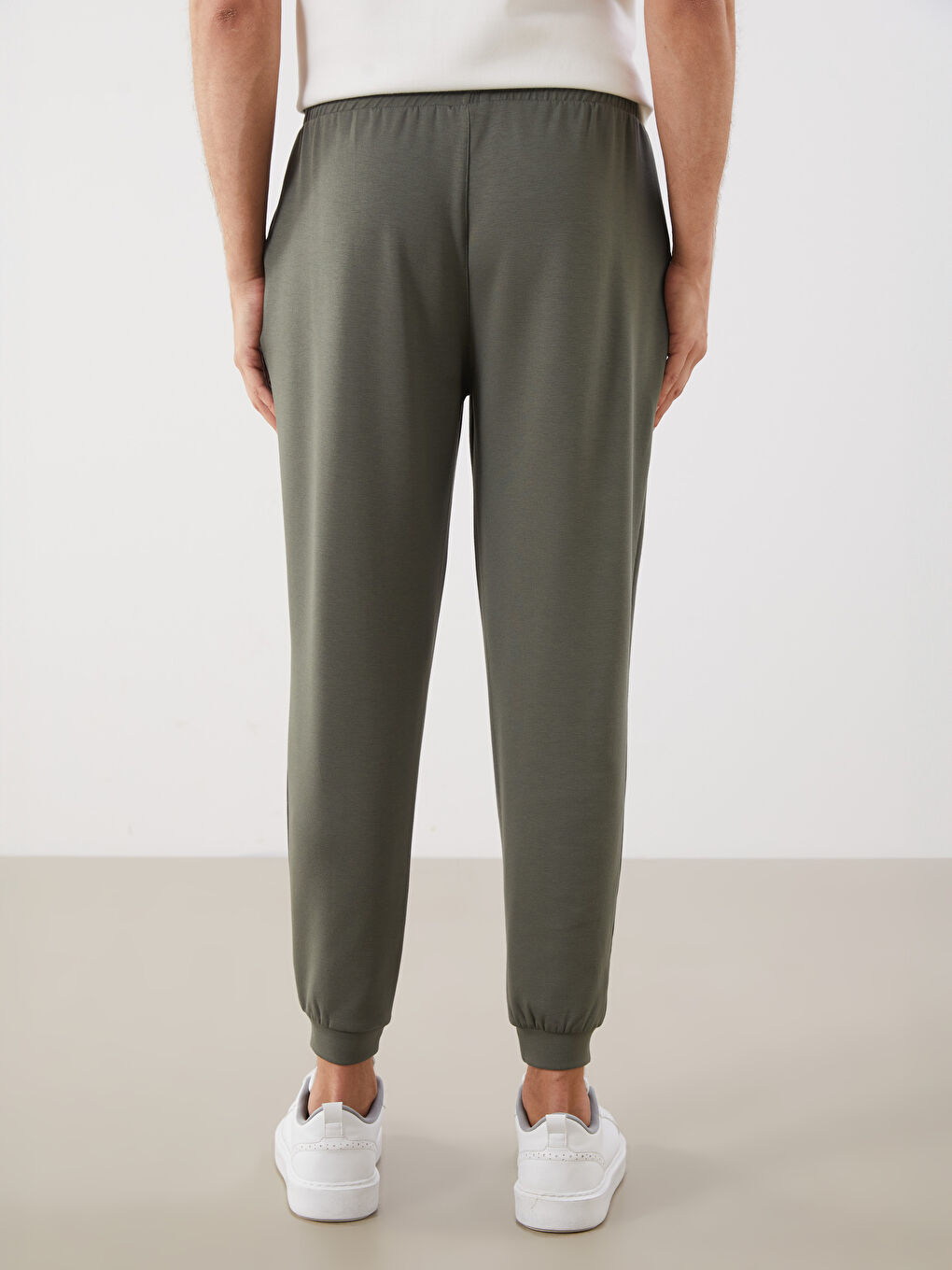 LCW Casual Standard Fit Men's Jogger Sweatpants -S5QS58Z8-Z5M