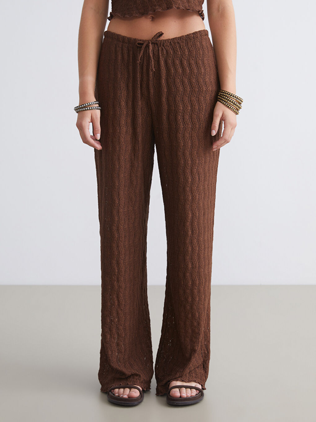 Elasticated Waist Textured Women's Trousers-3