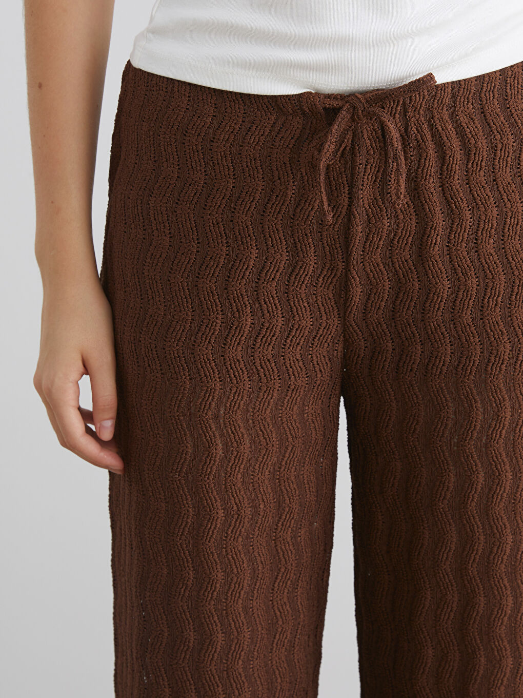 Elasticated Waist Textured Women's Trousers-4