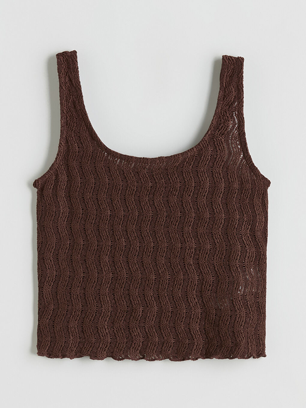 قميص قصير بنسيج وياقة على شكل حرف U-8