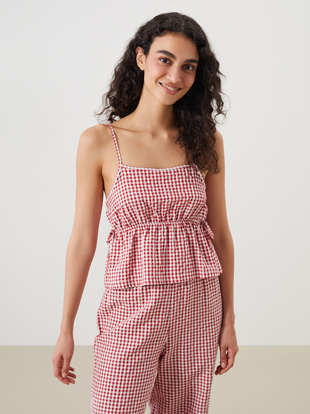 Square Collar Plaid Strappy Women's Pyjama Set-3