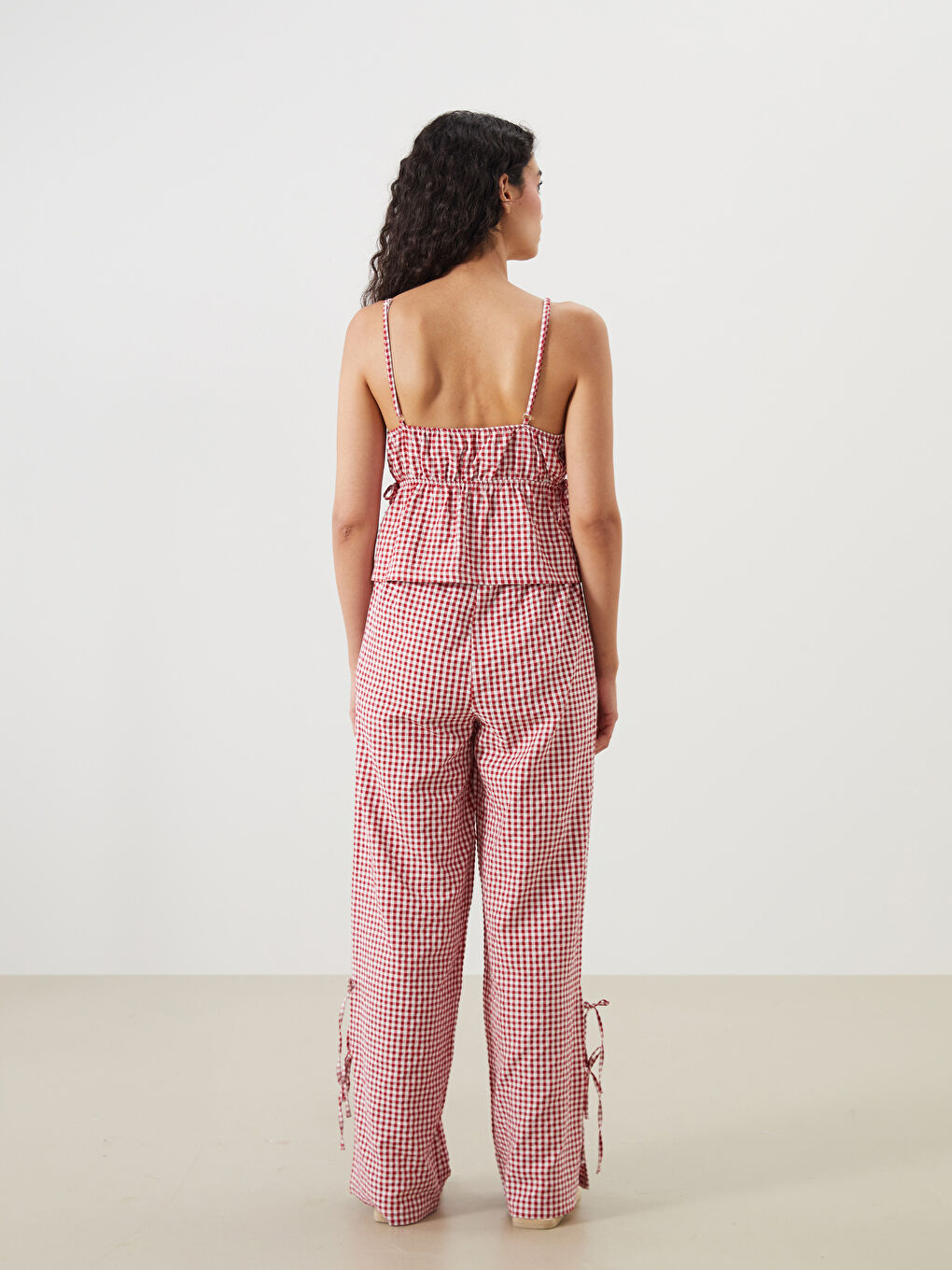 Square Collar Plaid Strappy Women's Pyjama Set-7