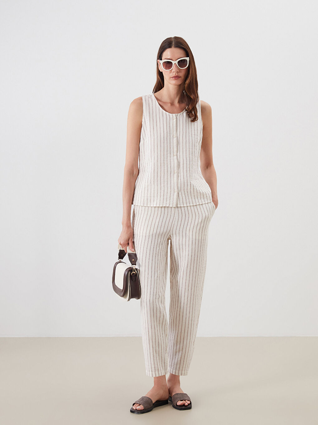 Kahverengi Bisiklet Yaka Çizgili Bluz-1