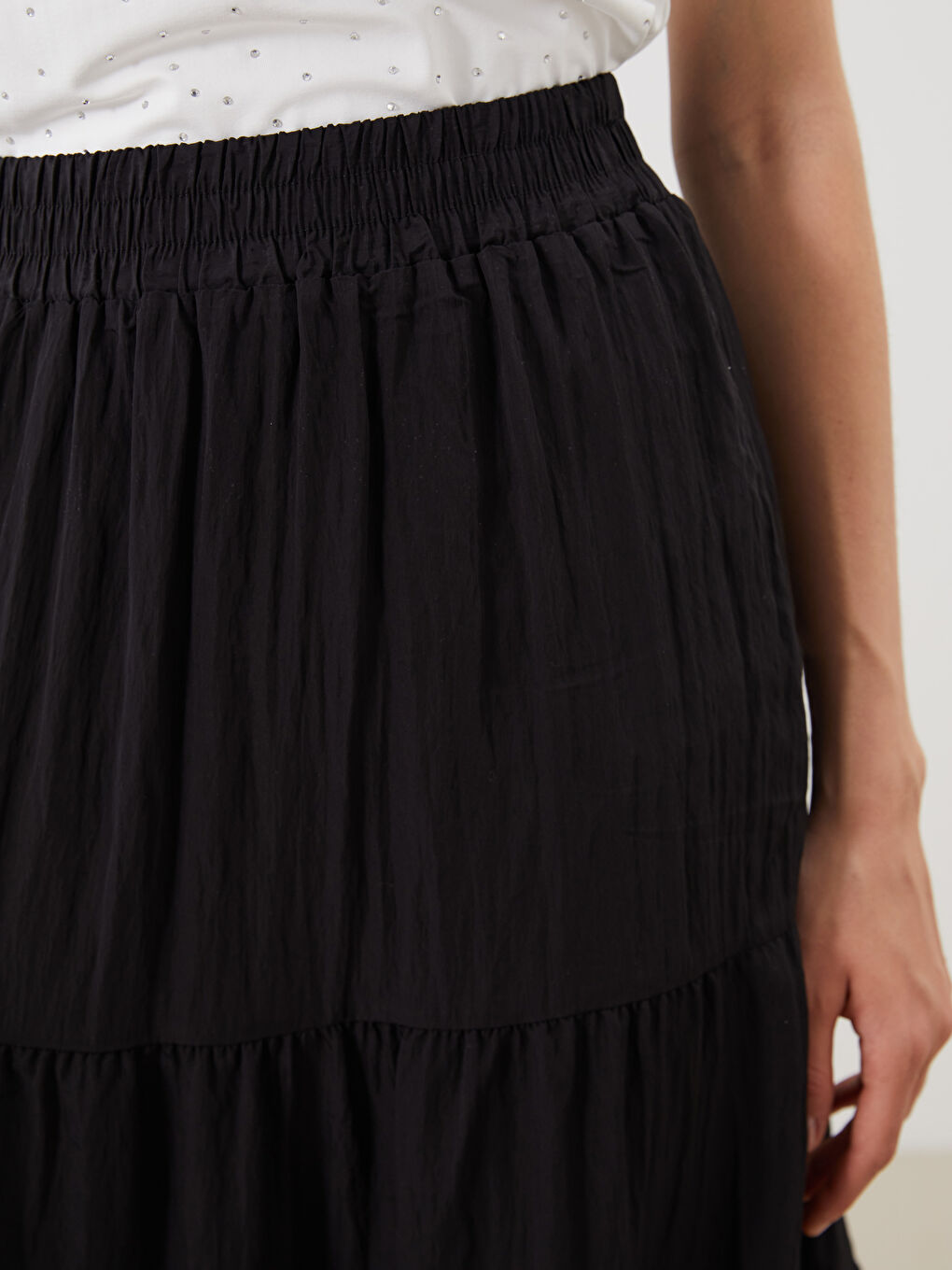 Siyah Beli Lastikli Katkat Pileli Etek-2