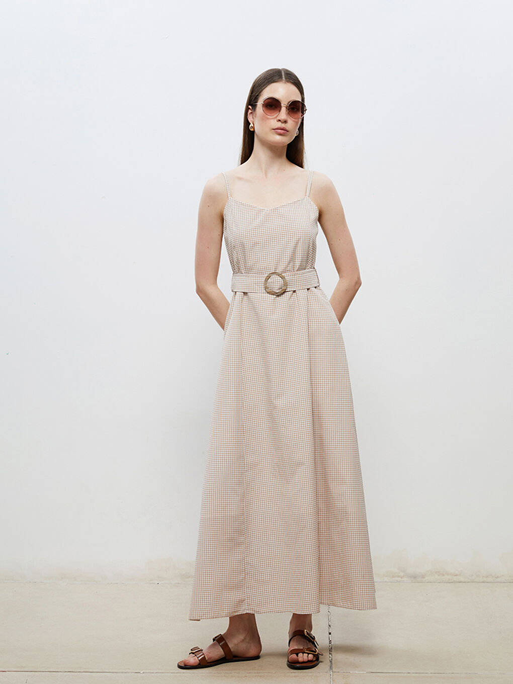 Bej Kalp Yaka Ekose Askılı A Kesim Elbise