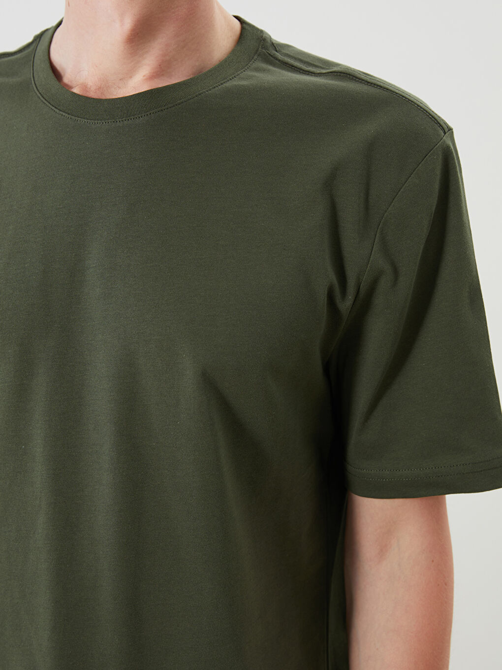 LCWAIKIKI Classic Man ANTHRACITE T-Shirt -S5QT87Z8-YP2
