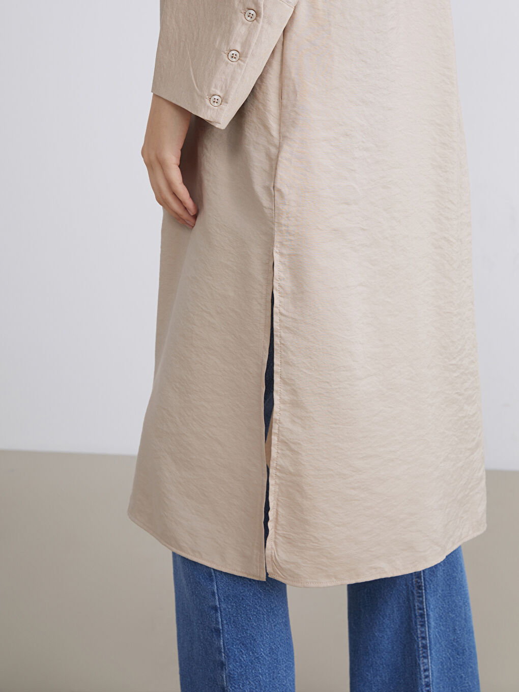 Bej Oversize Modal Karışımlı Kadın Gömlek Tunik-2