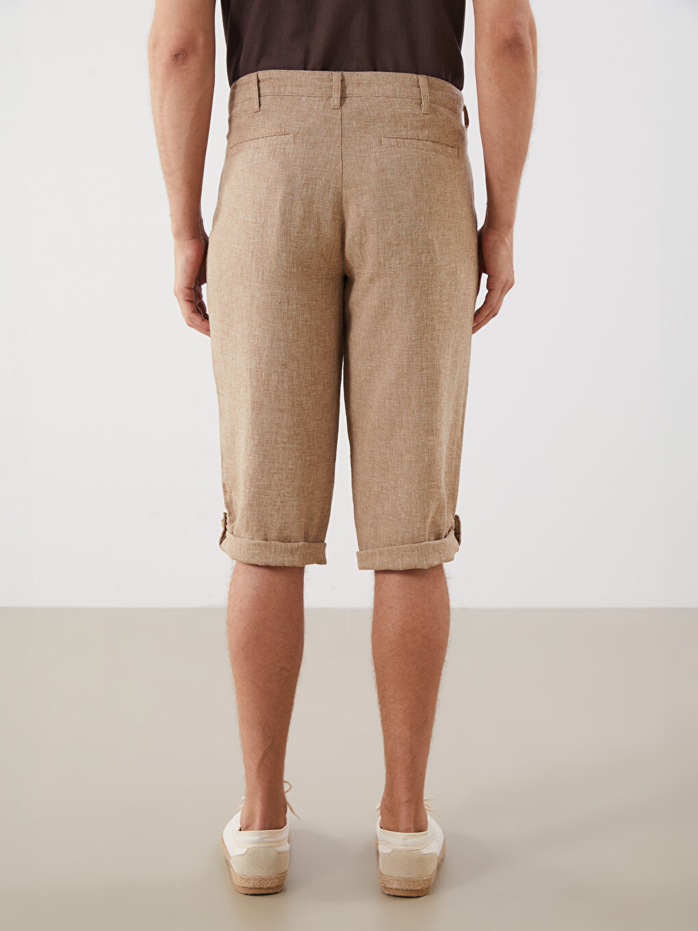 Kahverengi Standart Kalıp Keten Karışımlı Erkek Şort-3