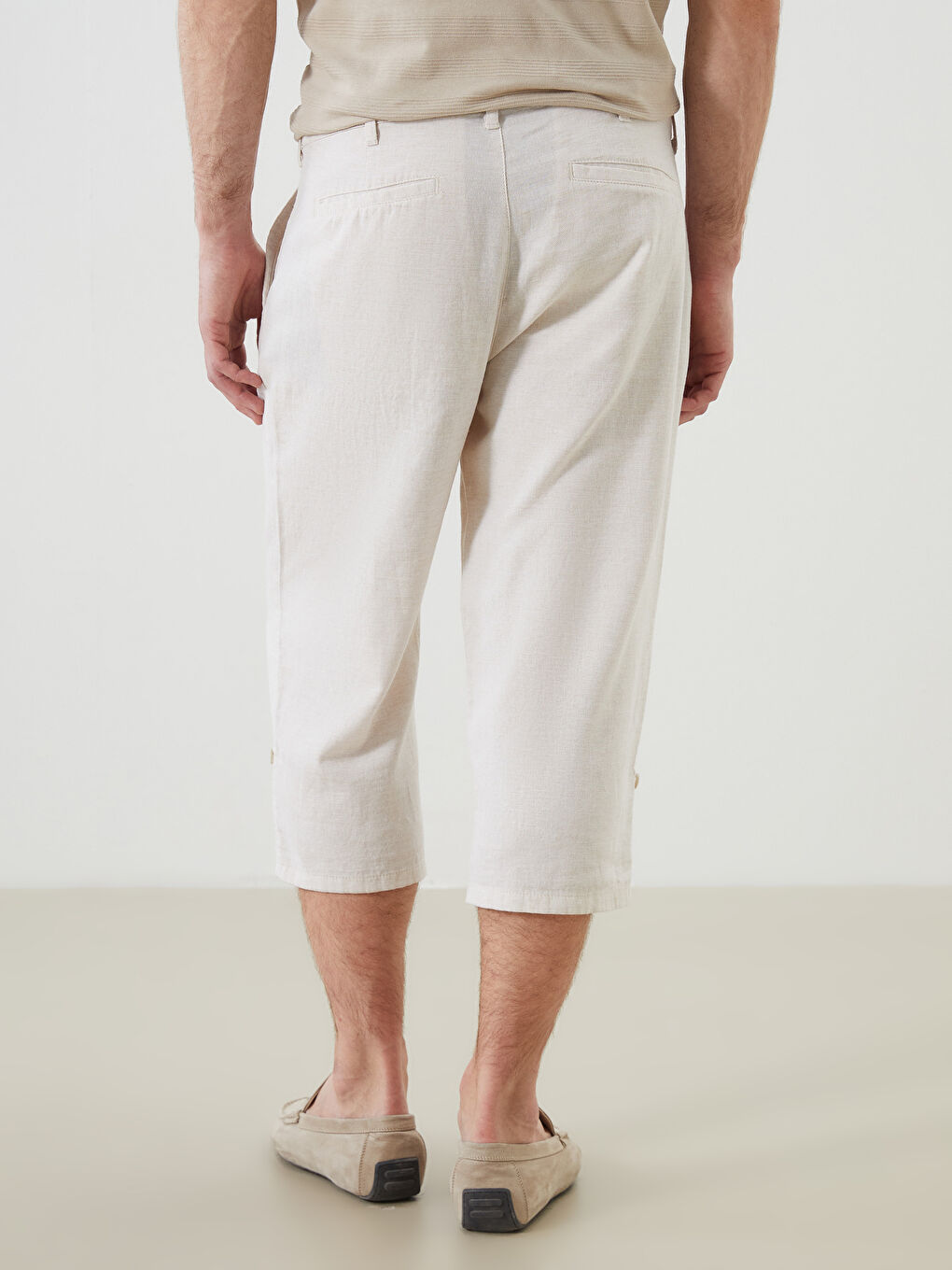 Bej Standart Kalıp Keten Karışımlı Erkek Şort-3