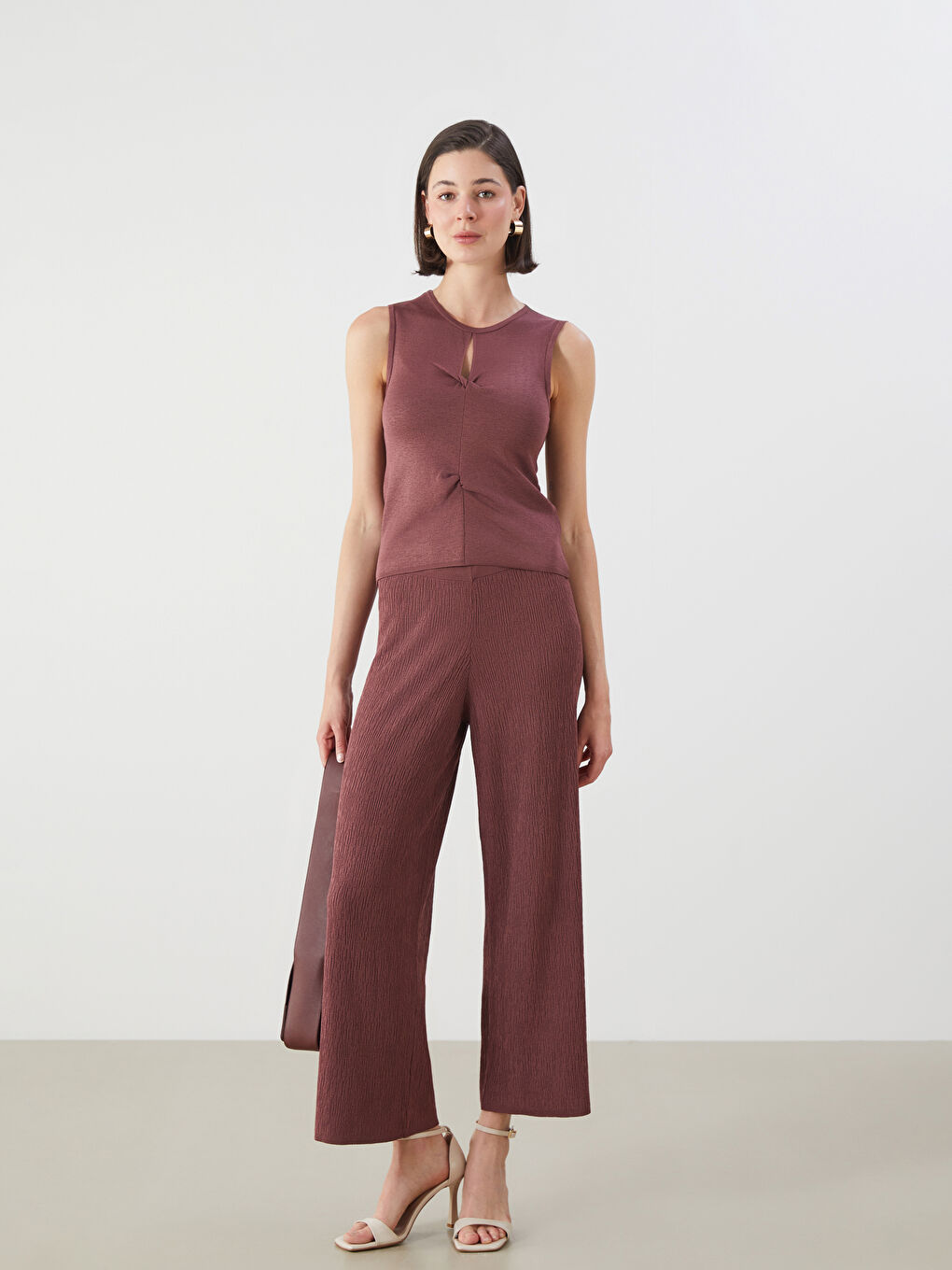 LCWAIKIKI Classic Elasticated Waist Textured Women's Knitwear Trousers -S5QV84Z8-13M