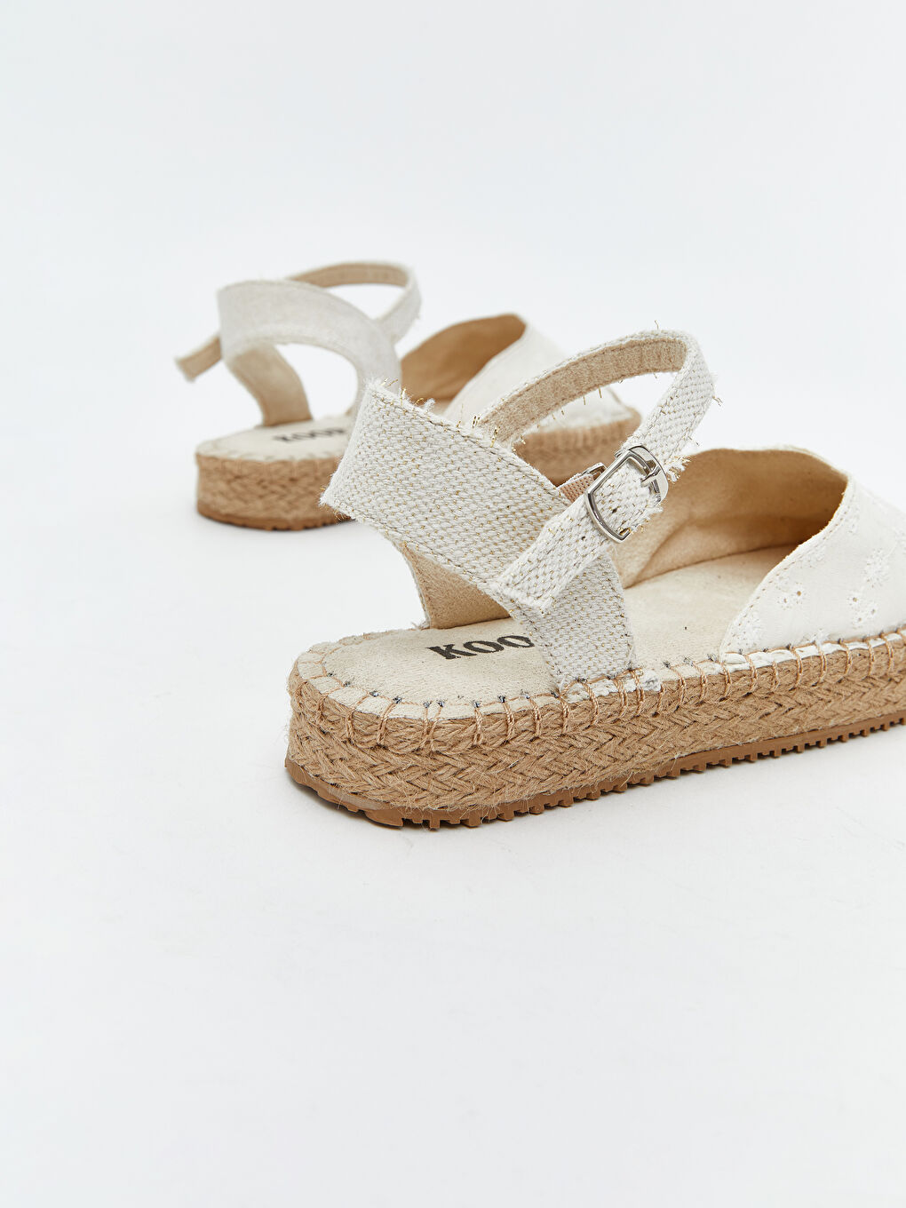 Bej Bilekten Bağlamalı Kız Çocuk Sandalet-4