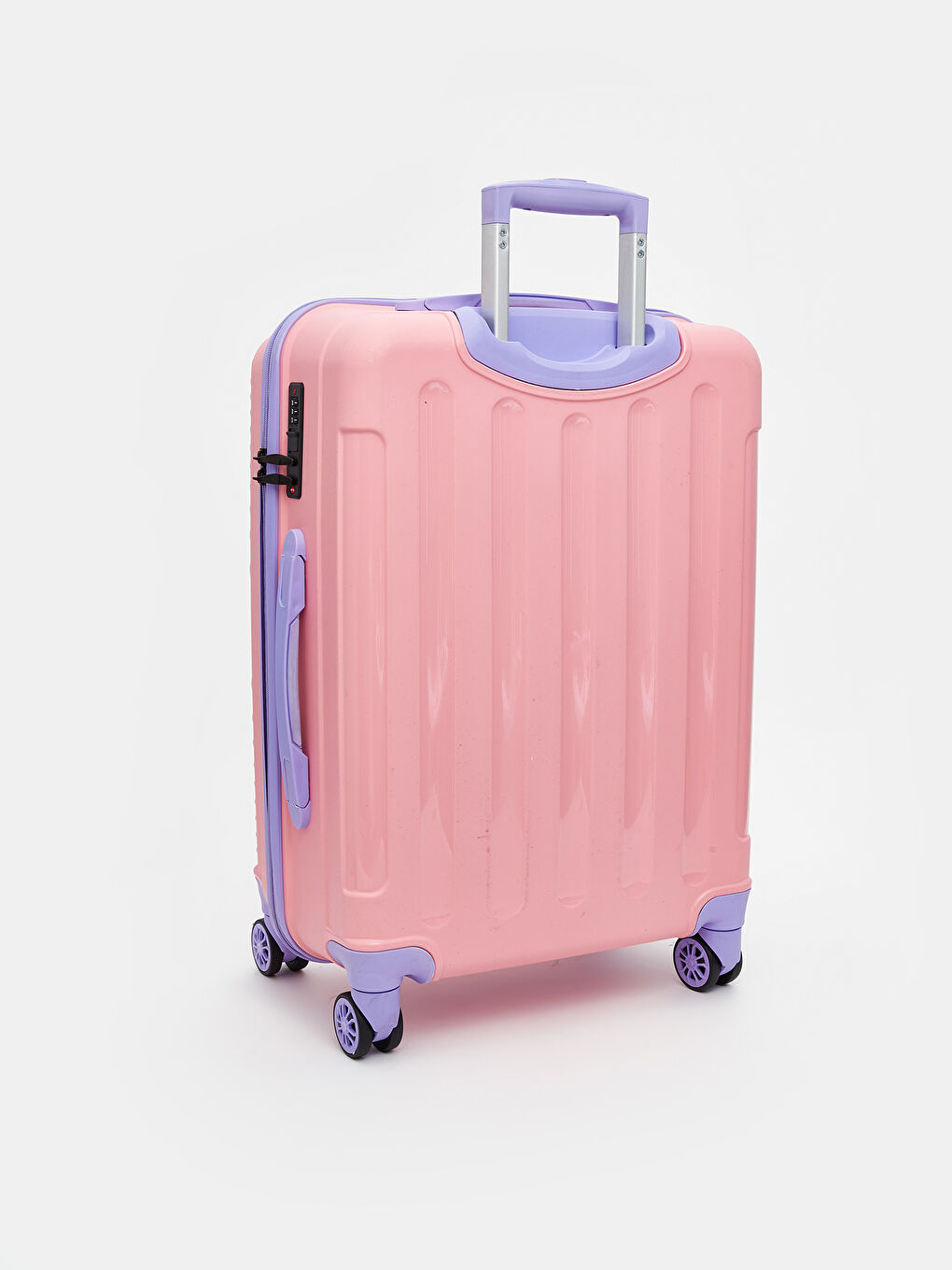 Pembe Kilit Detaylı Orta Boy Valiz-1