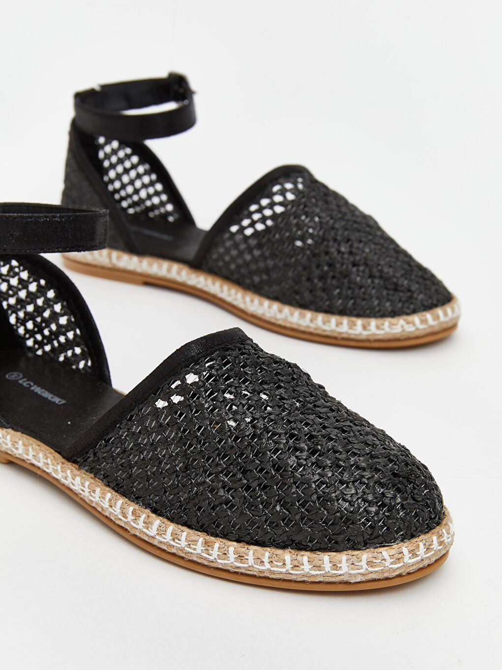 Siyah Hasır Örgülü Kız Çocuk Babet-2