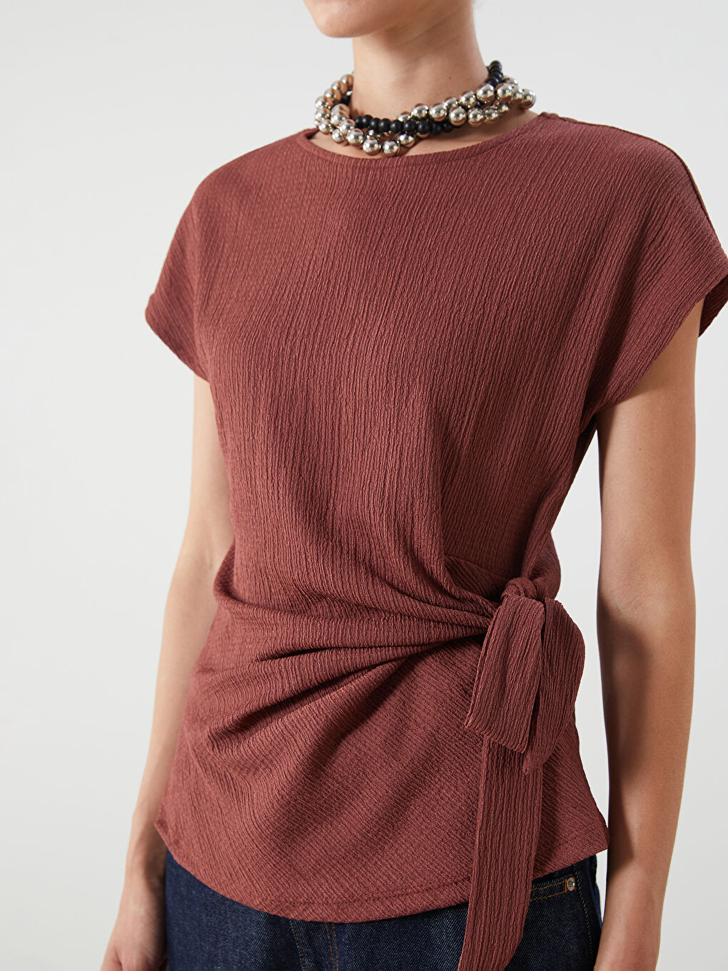 Kahverengi Bisiklet Yaka Dokulu Fiyonklu Bluz-2