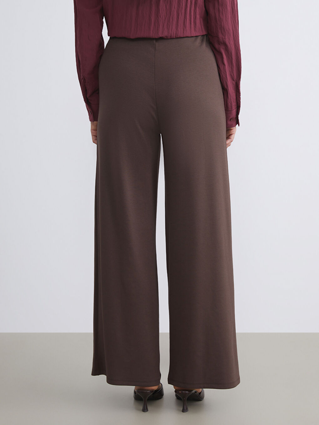 پانتۆڵی ئارەقە بە کەمەر لاستیکی و پانتۆڵ فراوان بۆ ژنان-3