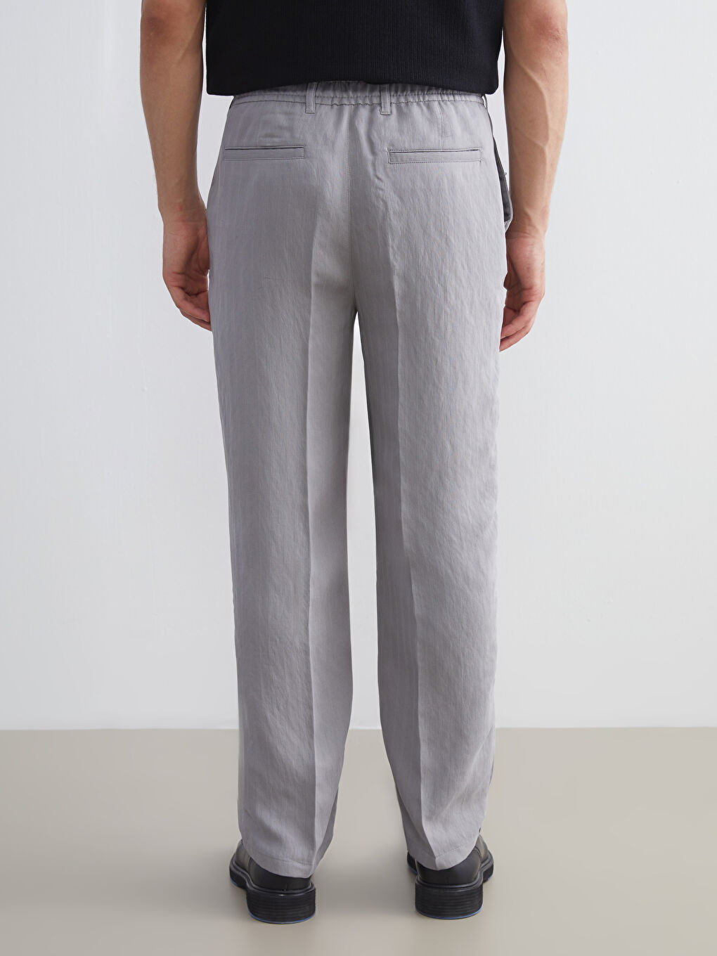 Gri Rahat Kalıp Viskon Erkek Pantolon-3